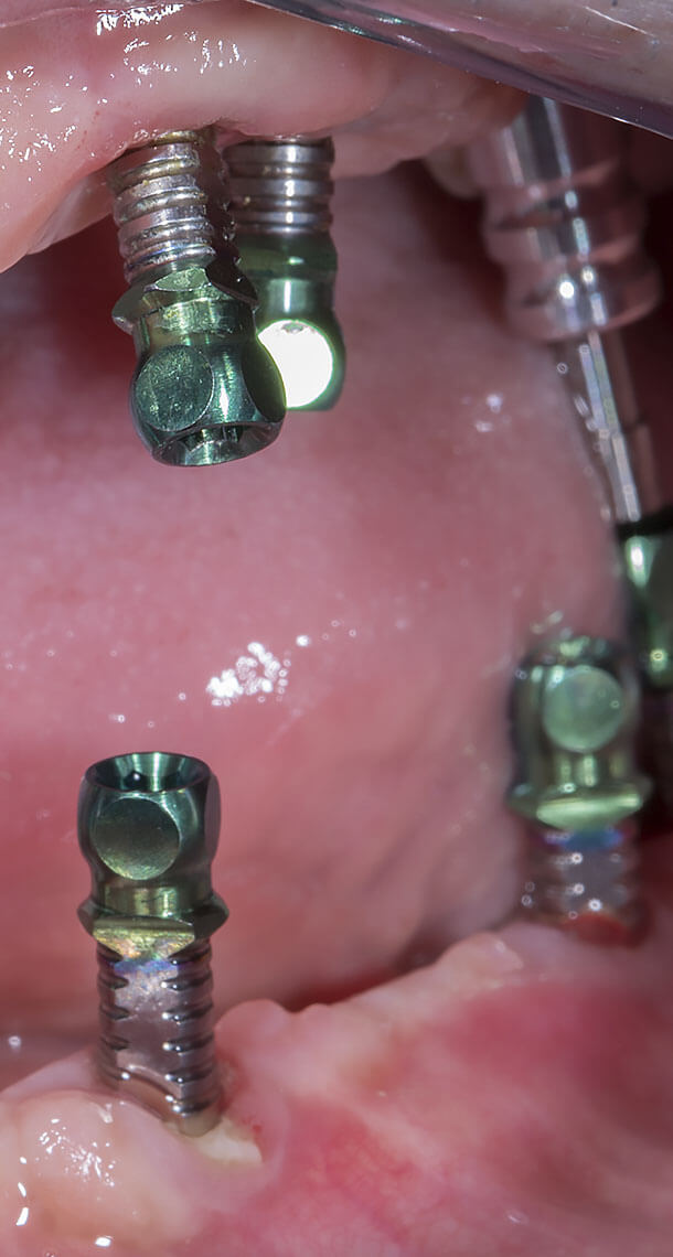 MR CLINICA DENTÁRIA